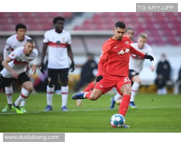 曼彻斯特联对阵莱比锡红牛比赛结果揭晓精彩瞬间回顾